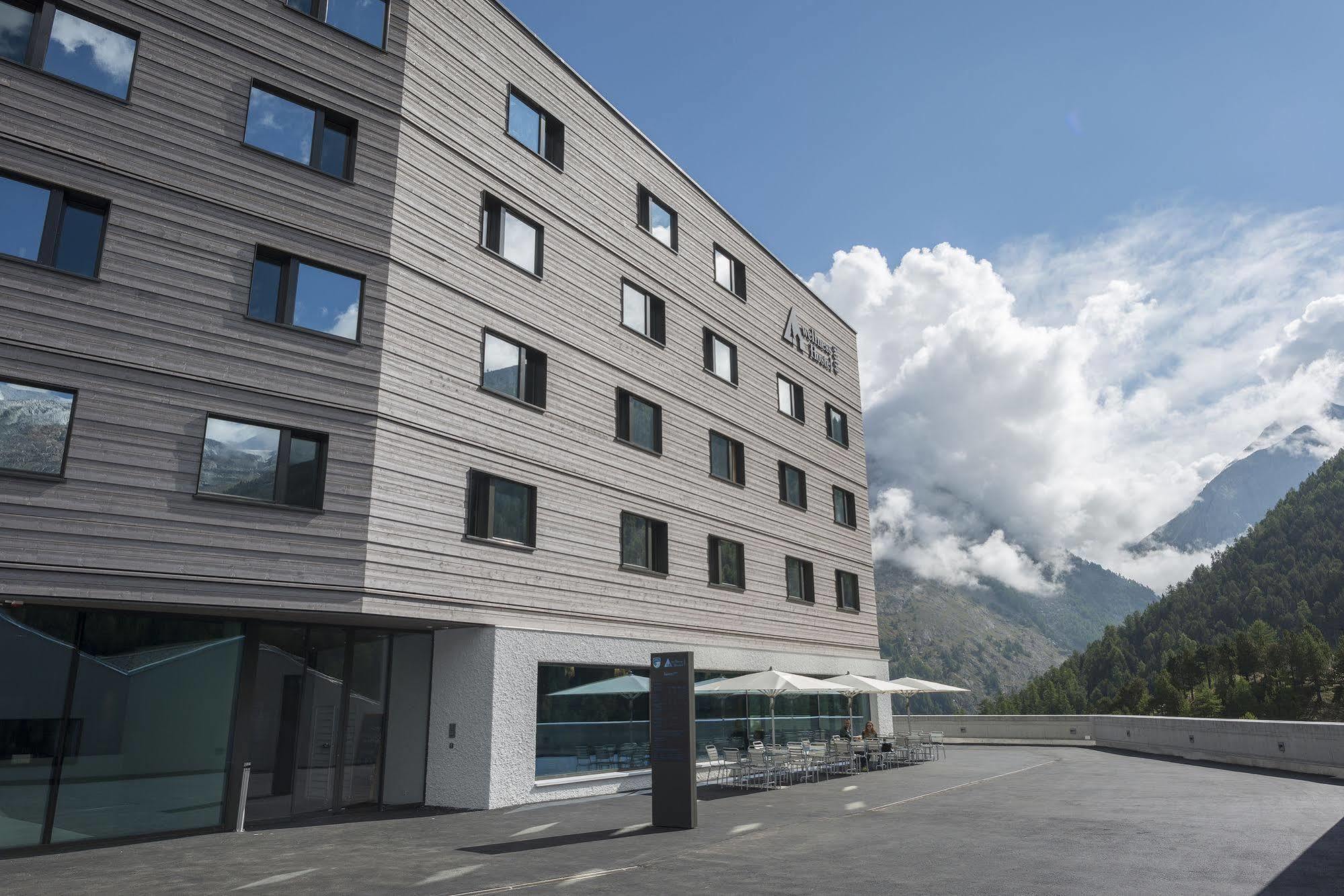 Wellnesshostel4000 Saas-Fee Exterior photo