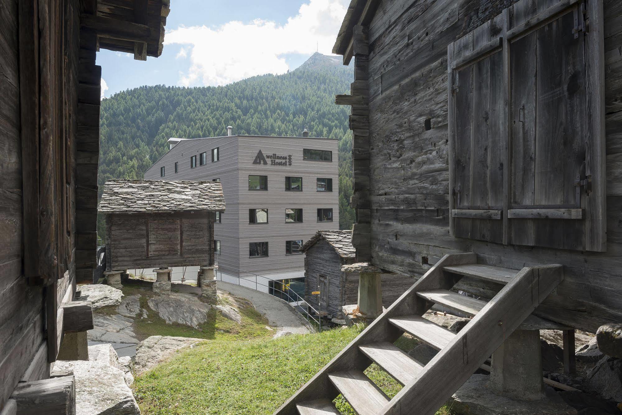 Wellnesshostel4000 Saas-Fee Exterior photo