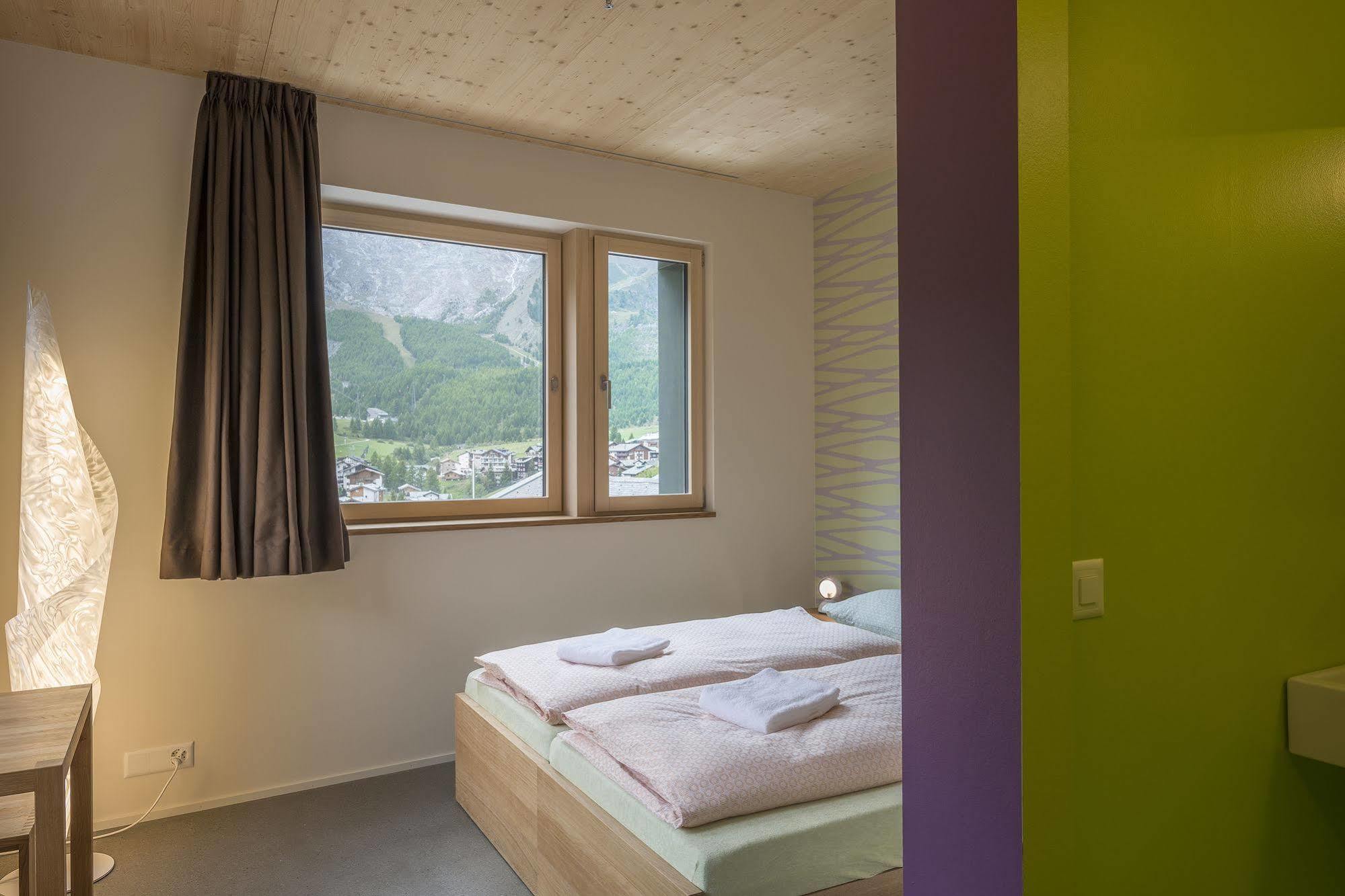 Wellnesshostel4000 Saas-Fee Exterior photo